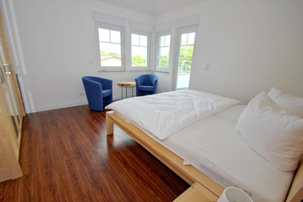 Hafennahe Penthousewohnung Mit Meerblick - Hafenresidenz Lauterbach Fewo 2-7 Exterior photo